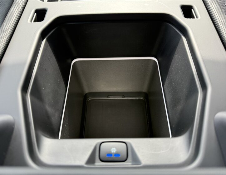 Land Rover Defender SUV / Terénní 3,0 l 221 kw