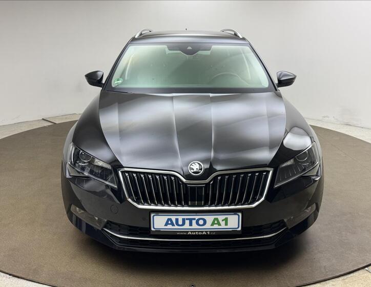 Škoda Superb 2