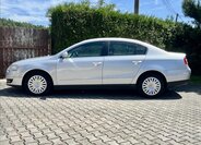 Volkswagen Passat Sedan 2,0 l 110 kw