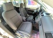 Volkswagen Touran 29