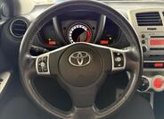 Toyota Urban Cruiser 13