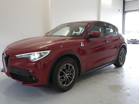 Alfa Romeo Stelvio SUV / Terénní 2,1 l 110 kw