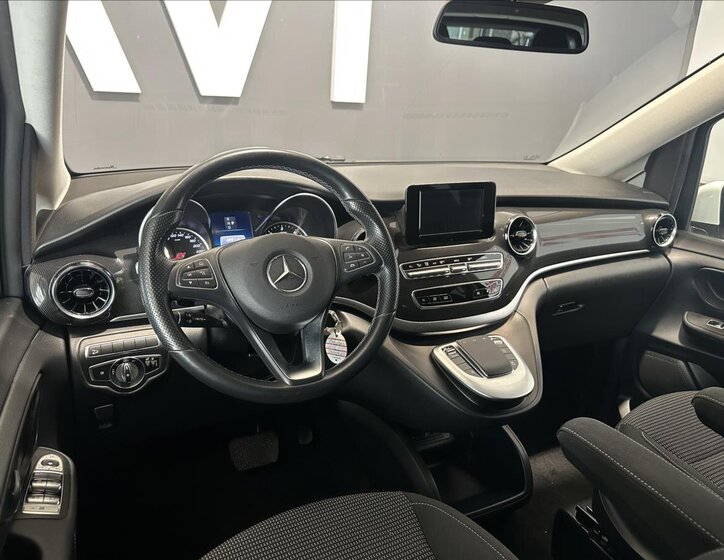 Mercedes-Benz Třídy V MPV 2,0 l 140 kw