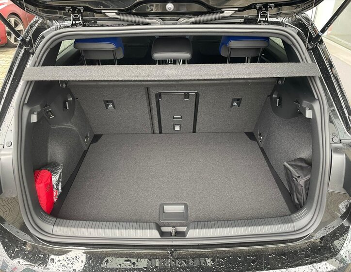 Volkswagen Golf Hatchback 2,0 l 245 kw