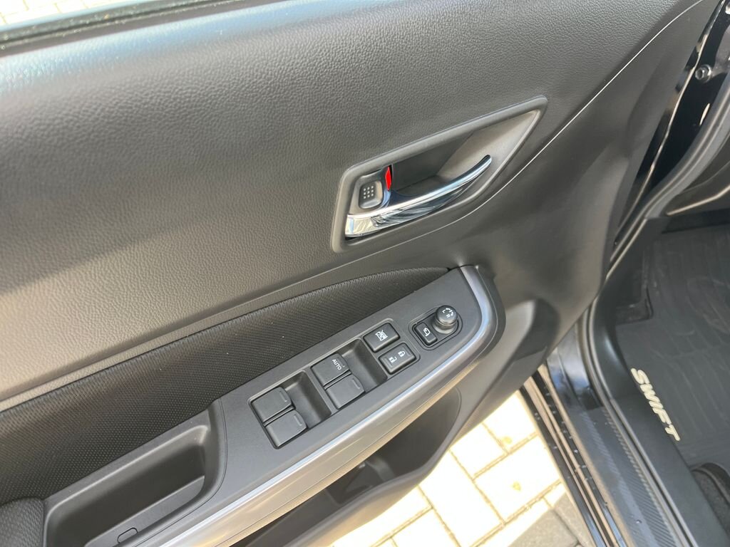 Suzuki Swift Hatchback 1,2 l 61 kw