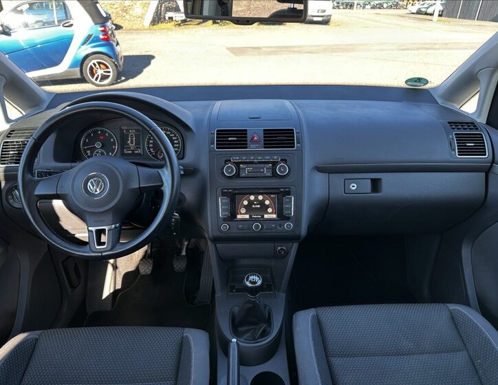 Volkswagen Touran MPV 1,2 l 77 kw