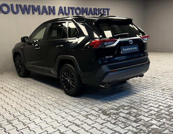 Toyota RAV4 SUV 2,5 l 131 kw