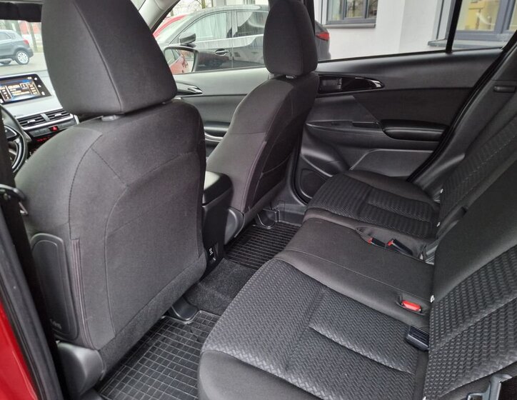 Mitsubishi Ostatní SUV 1,5 l 120 kw