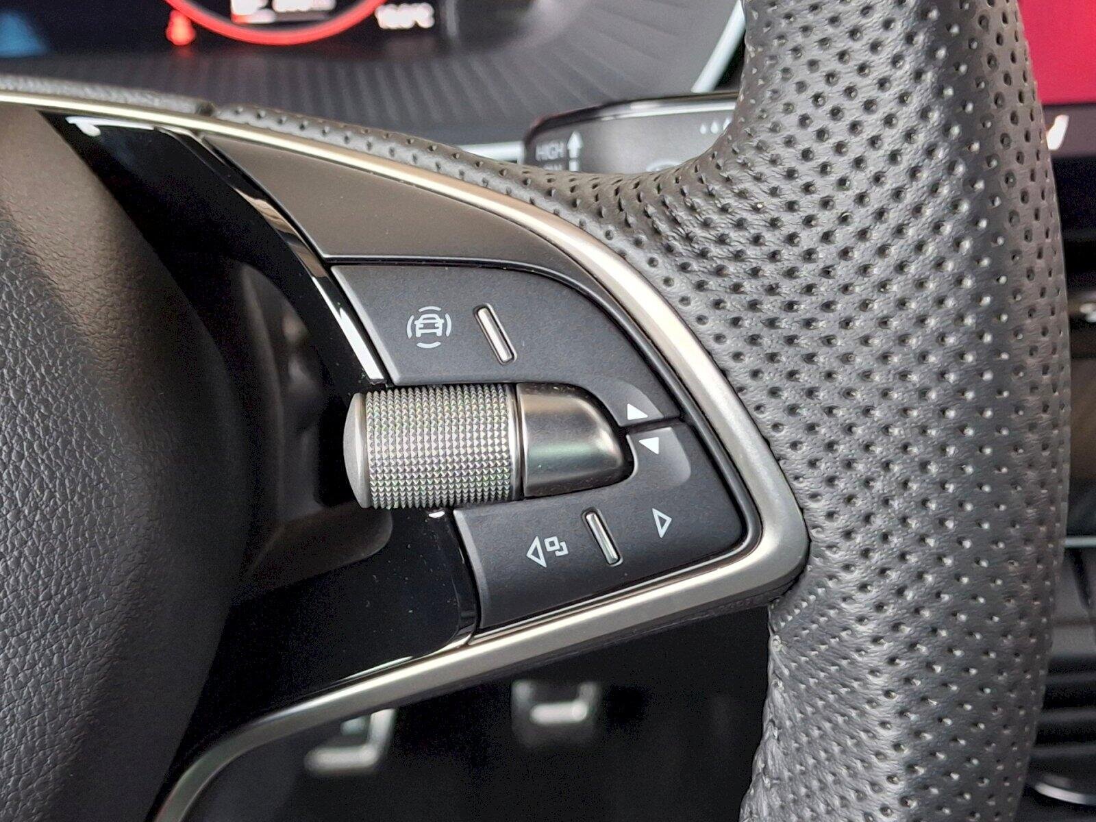 Škoda Octavia Sedan / Limuzína 1,5 l 110 kw