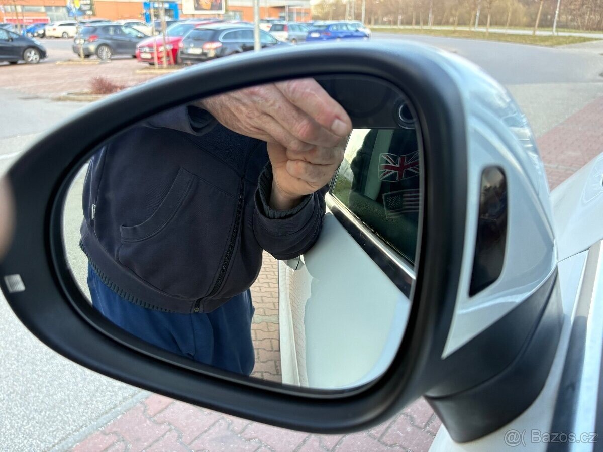 Volkswagen Touareg SUV / Terénní 0,0 193 kw