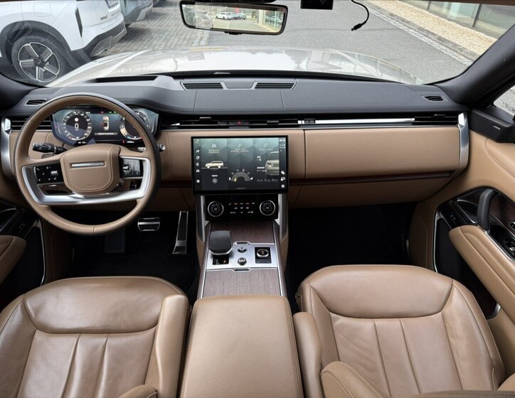 Land Rover Range Rover 44