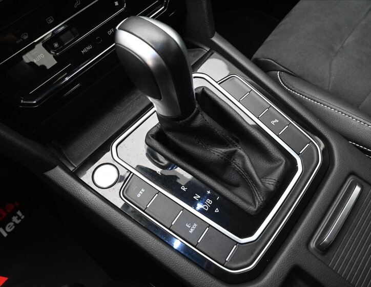 Volkswagen Passat Sedan 1,4 l 115 kw