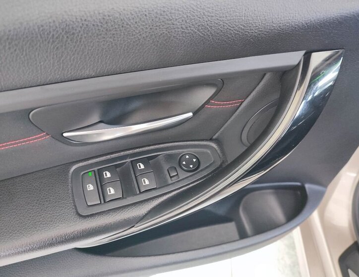 BMW Řada 3 Kombi 2,0 l 135 kw