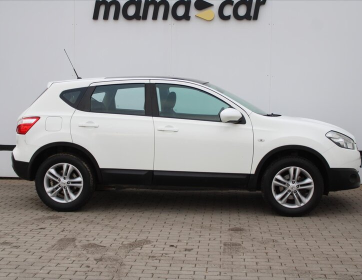 Nissan Qashqai SUV 1,6 l 84 kw