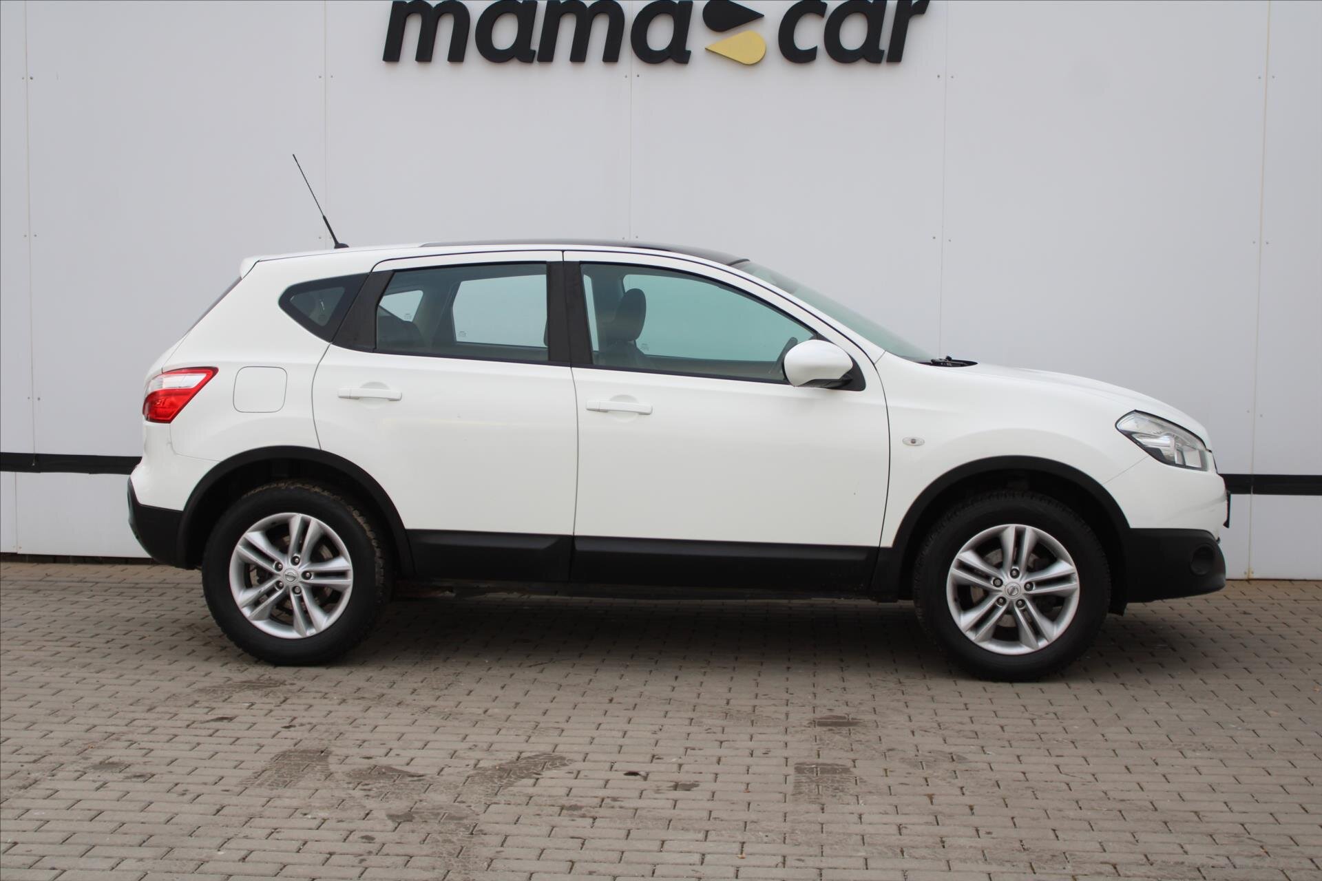 Nissan Qashqai SUV 1,6 l 84 kw