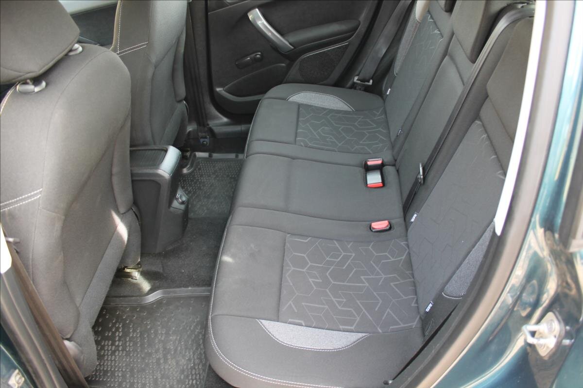 Peugeot 2008 SUV / Terénní 1,2 l 60 kw