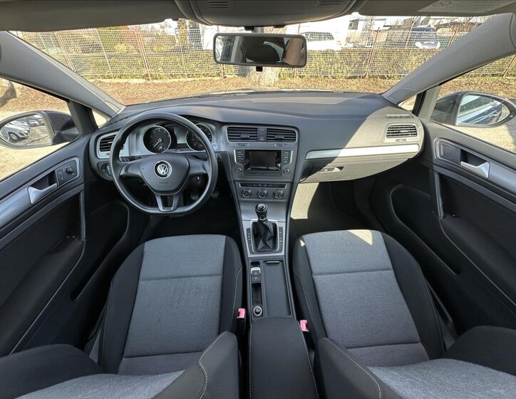 Volkswagen Golf Hatchback 1,2 l 63 kw