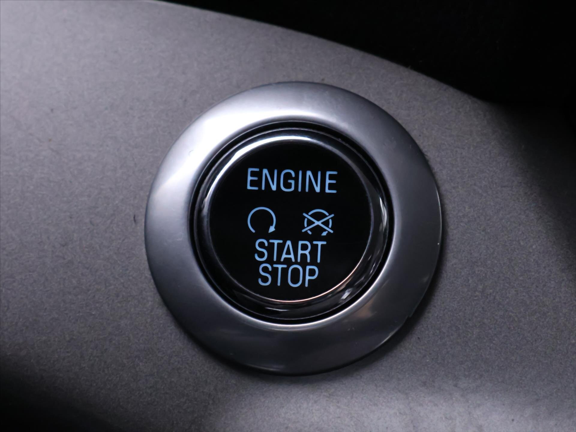 Ford Kuga SUV / Terénní 2,0 l 103 kw