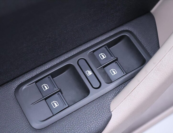 Škoda Yeti SUV / Terénní 1,2 l 77 kw