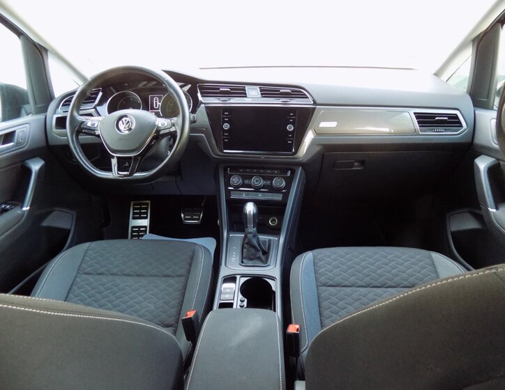 Volkswagen Touran 19