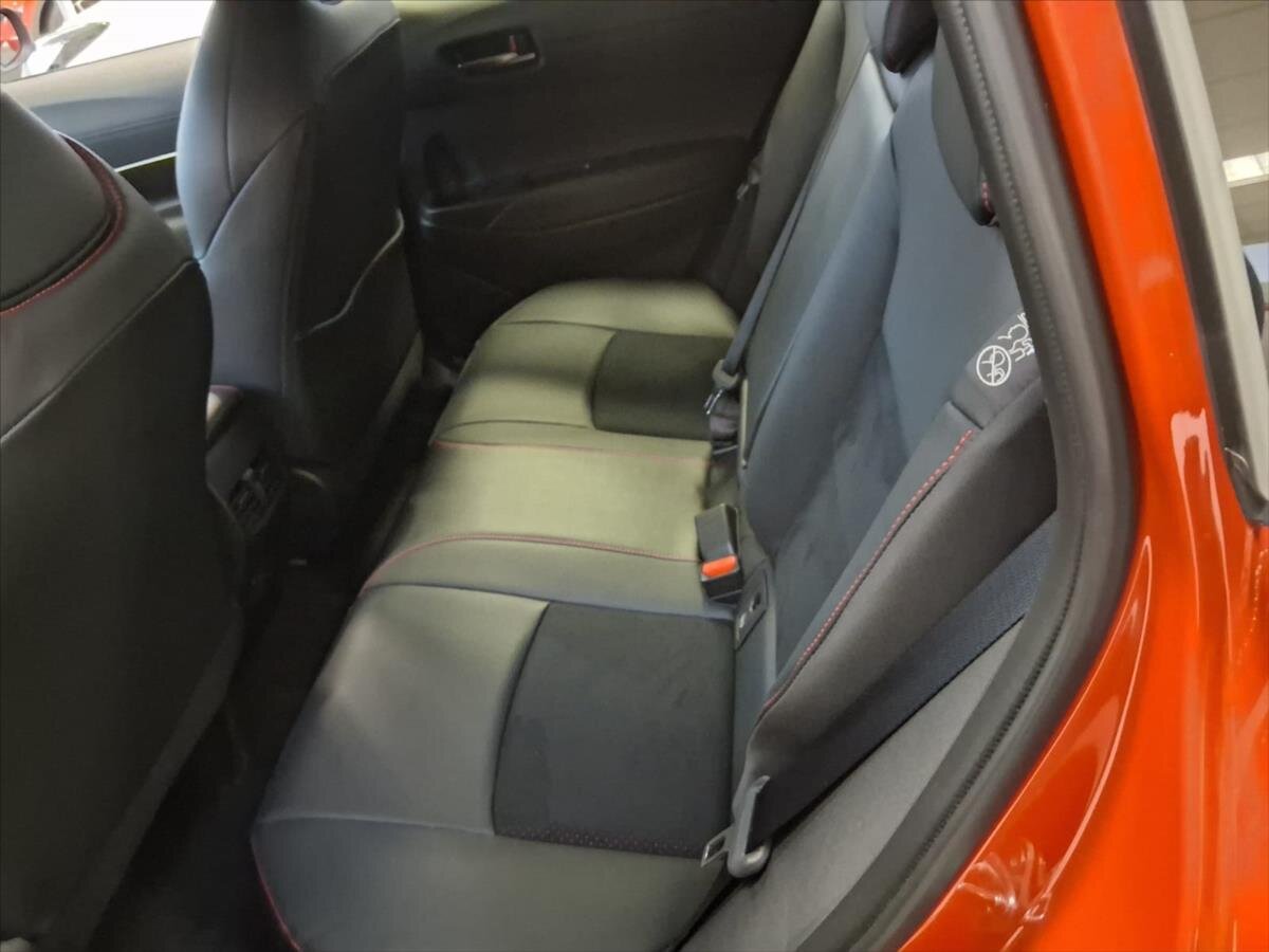 Toyota Corolla Cross SUV 2,0 l 131 kw