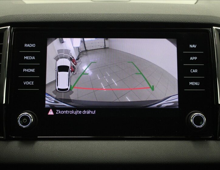 Škoda Karoq SUV 1,6 l 85 kw