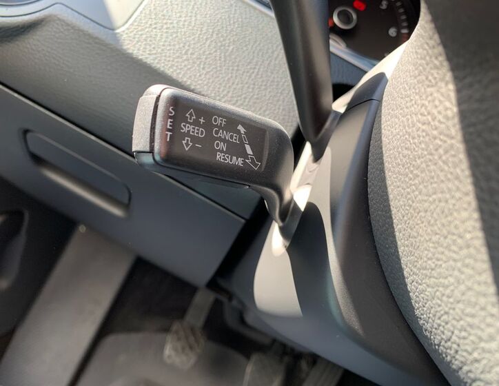 Volkswagen Passat 10