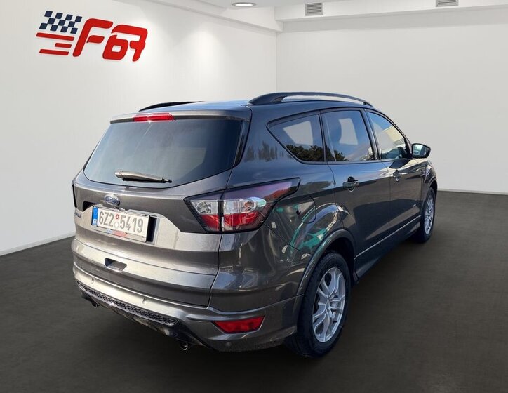 Ford Kuga SUV 2,0 l 132 kw