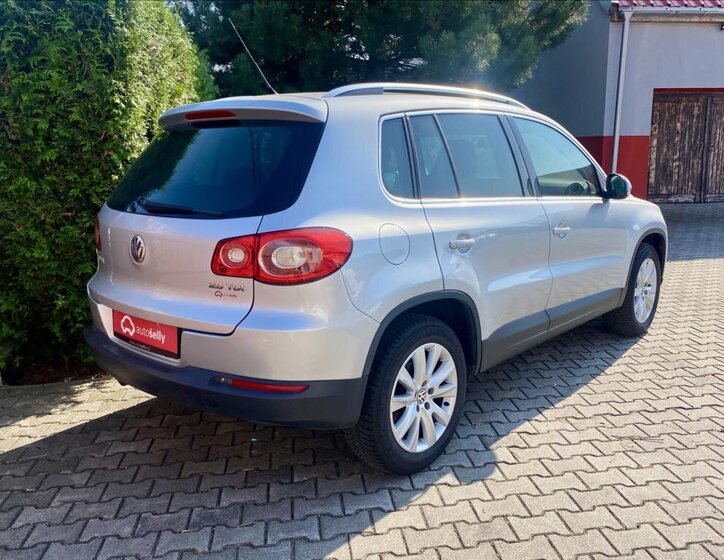 Volkswagen Tiguan SUV / Terénní 2,0 l 103 kw