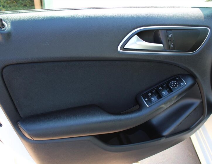 Mercedes-Benz Třídy B MPV 1,5 l 80 kw