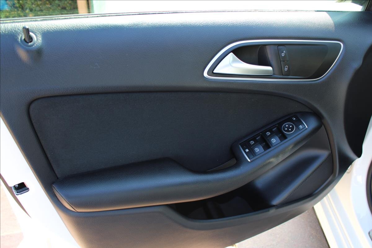 Mercedes-Benz Třídy B MPV 1,5 l 80 kw