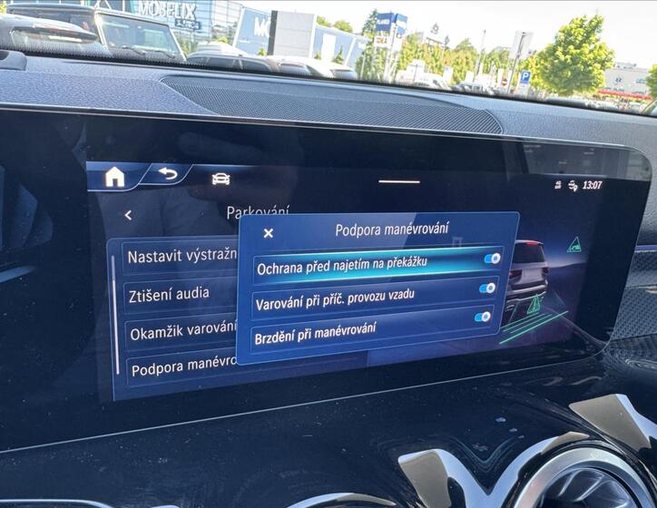 Mercedes-Benz GLB 18