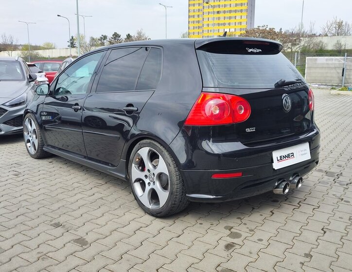 Volkswagen Golf Hatchback 2,0 l 147 kw