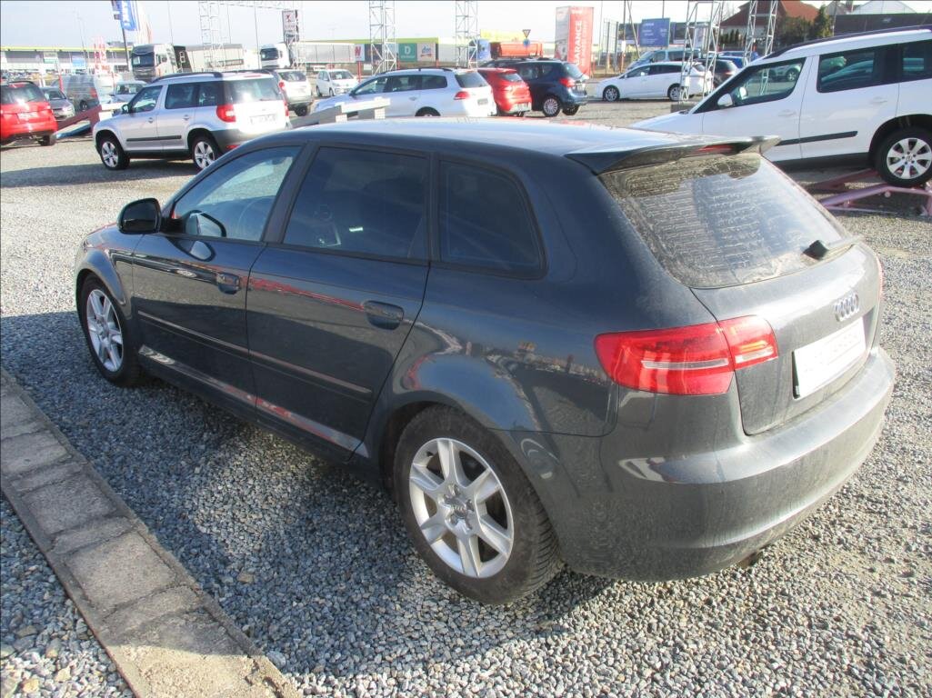 Audi A3 Hatchback 1,6 l 77 kw
