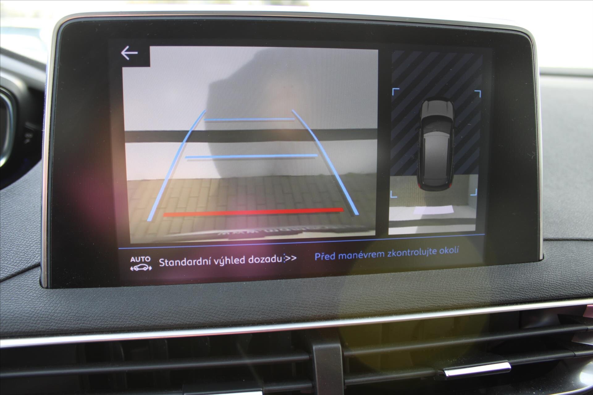 Peugeot 3008 SUV 1,5 l 96 kw