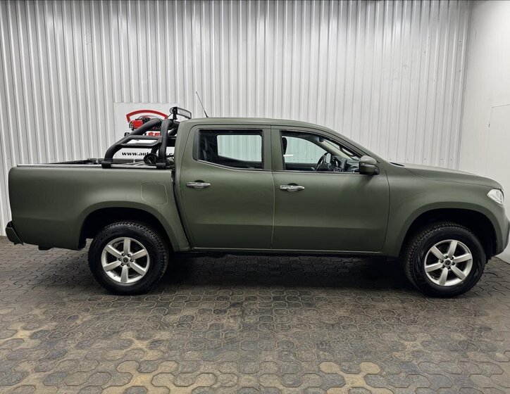 Mercedes-Benz Třídy X Pick-up 2,3 l 120 kw