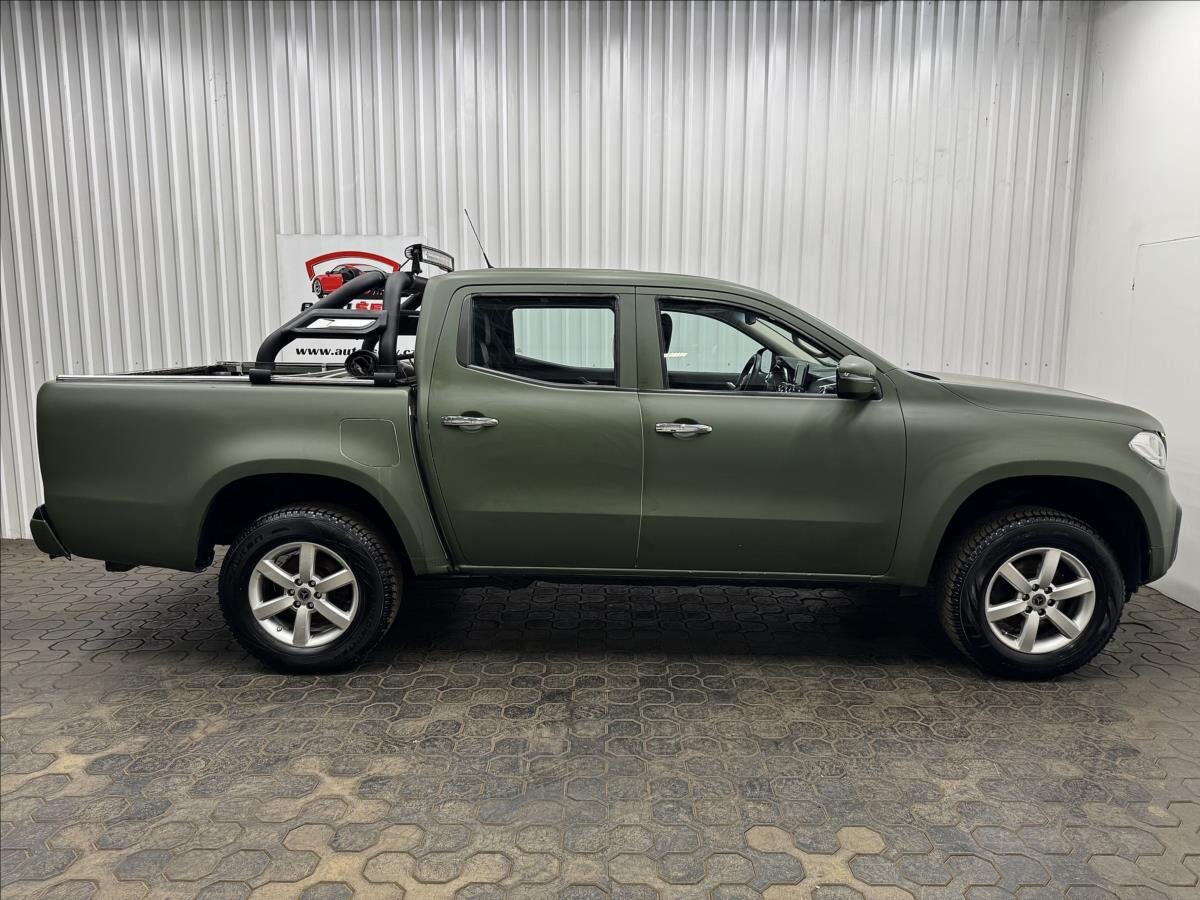 Mercedes-Benz Třídy X Pick-up 2,3 l 120 kw