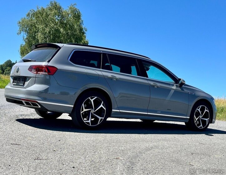 Volkswagen Passat Kombi 2,0 l 110 kw