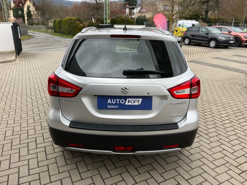 Suzuki SX4 S-Cross SUV / Terénní 998,0 82 kw