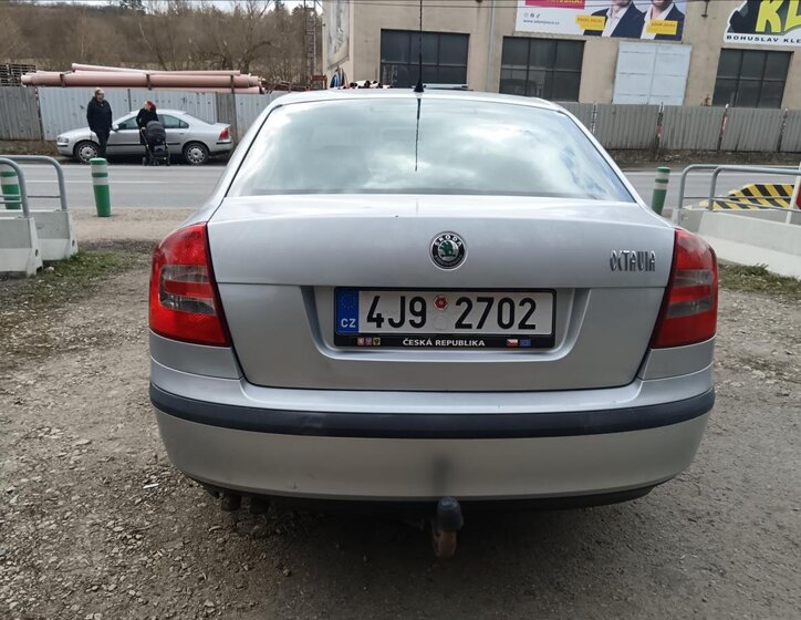 Škoda Octavia Sedan / Limuzína 1,9 l 77 kw