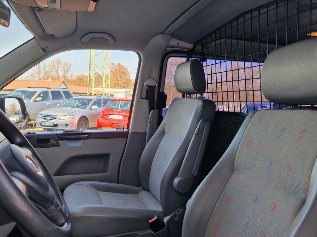 Volkswagen Transporter VAN / Minibus 2,0 l 103 kw