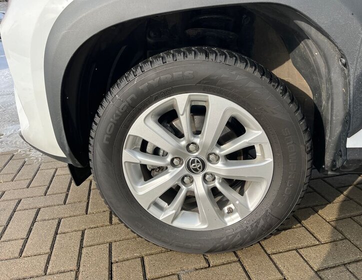 Toyota Yaris Cross SUV 1,5 l 68 kw