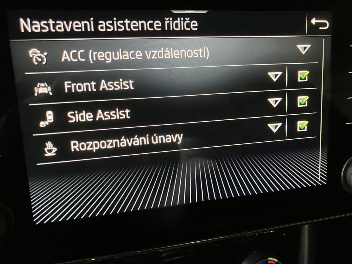 Škoda Superb Kombi 2,0 l 110 kw