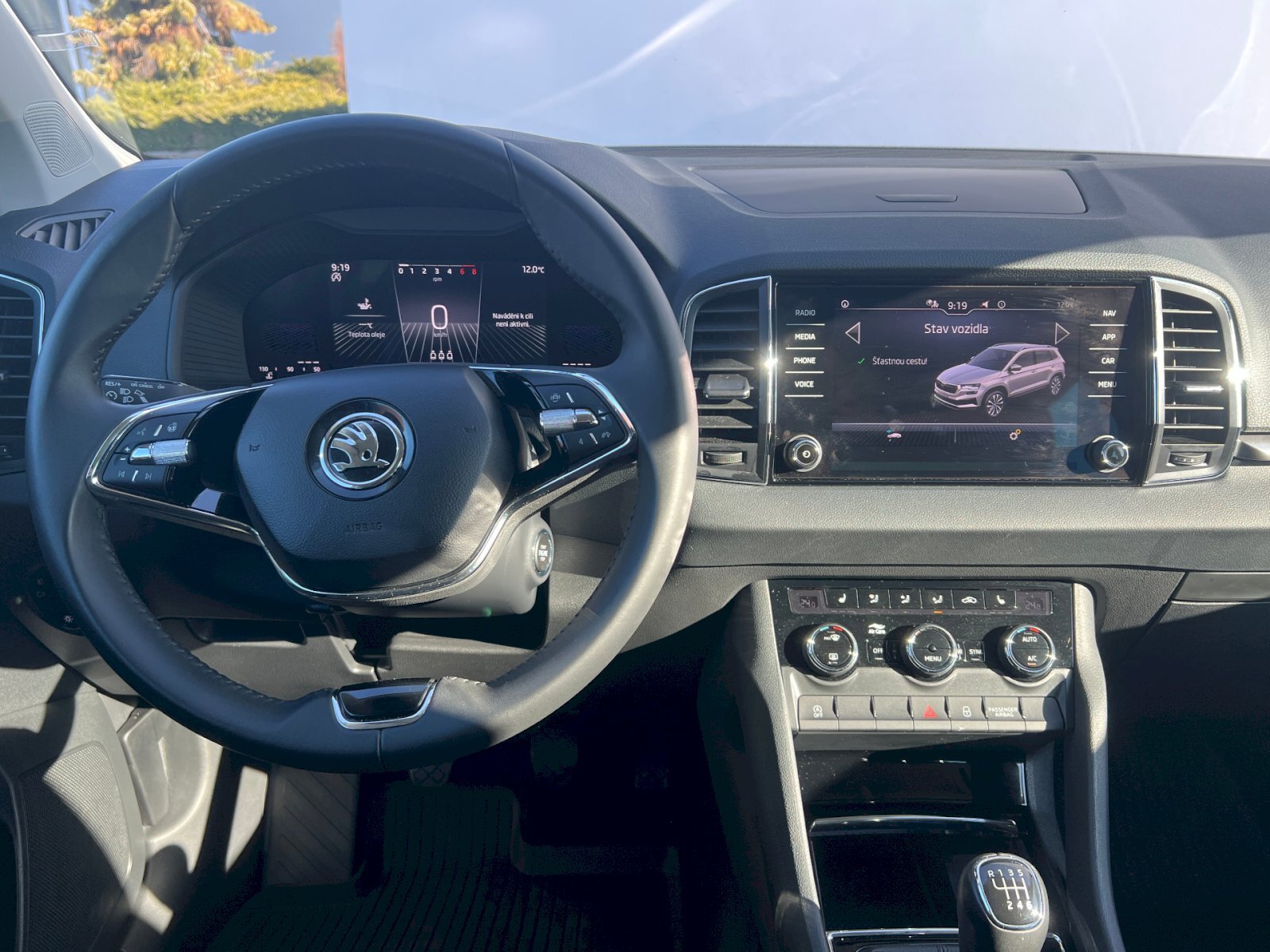 Škoda Karoq SUV / Terénní 1,5 l 110 kw