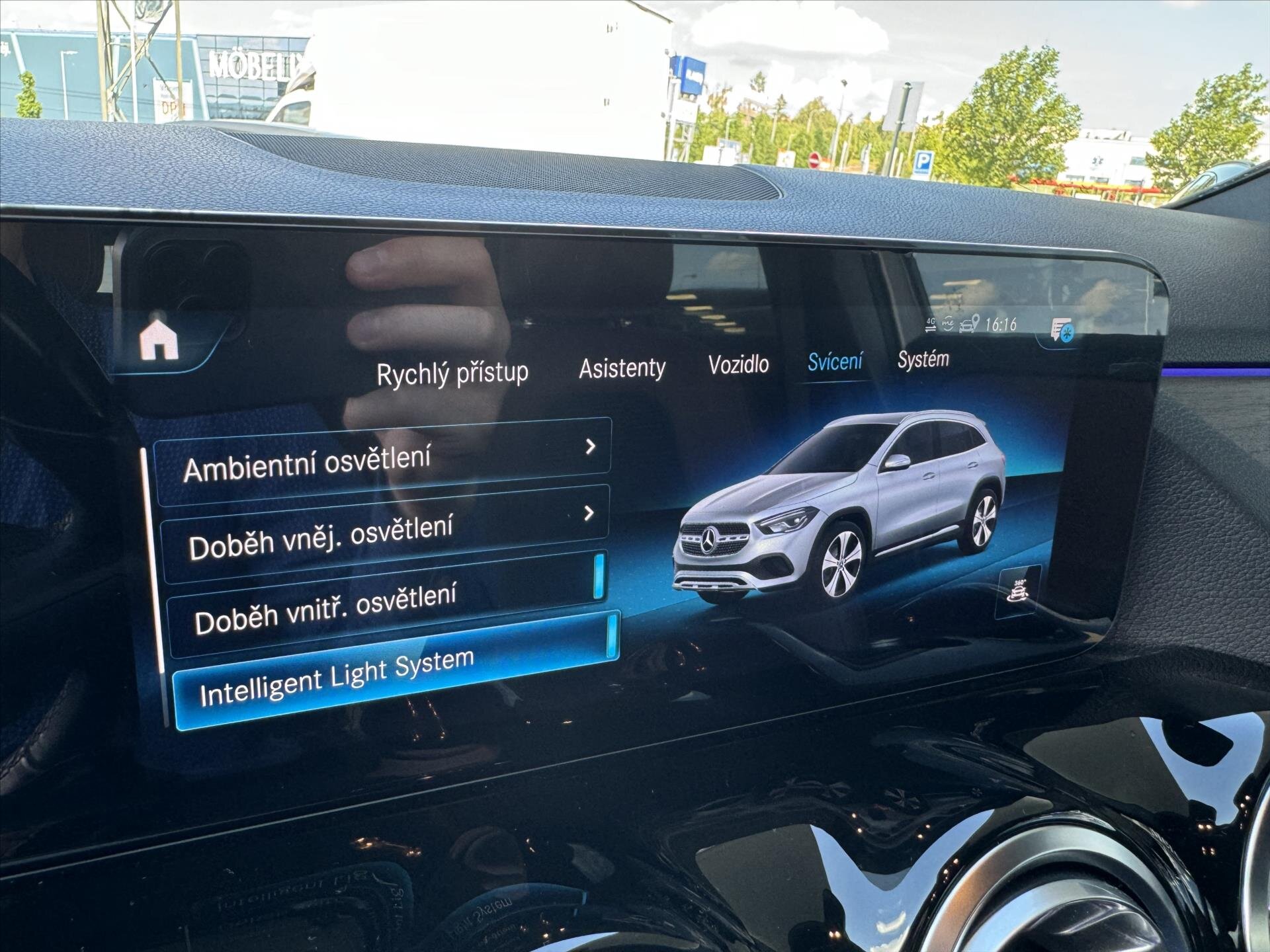 Mercedes-Benz GLA SUV / Terénní 2,0 l 165 kw