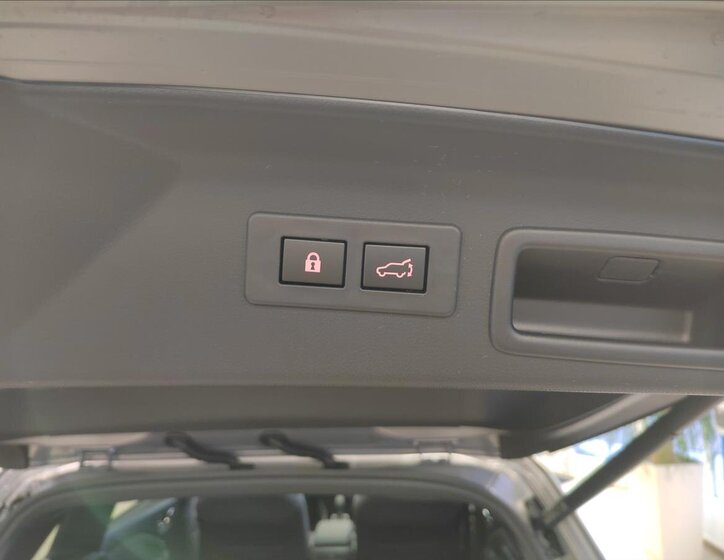 Subaru Forester SUV / Terénní 2,0 l 100 kw