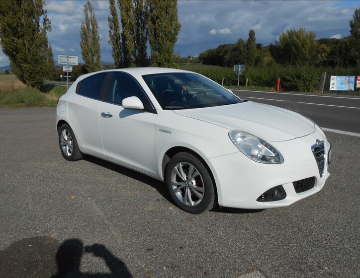 Alfa Romeo Giulietta 4