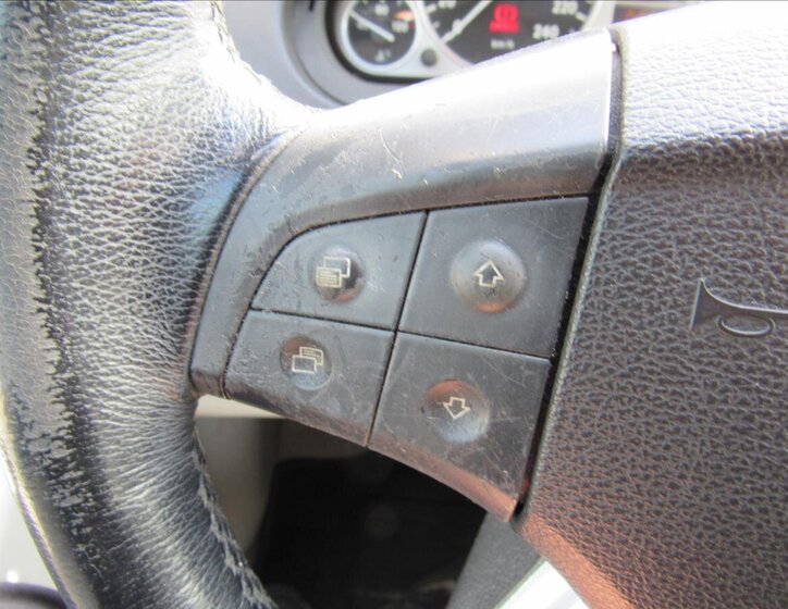 Mercedes-Benz Třídy B Kombi 2,0 l 142 kw