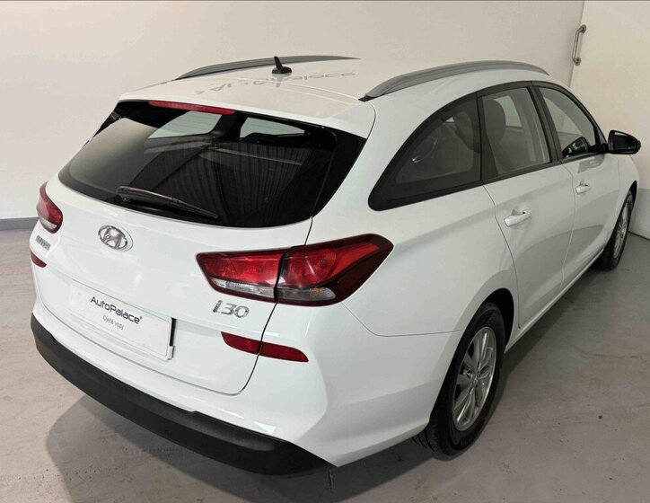 Hyundai i30 Kombi 998,0 88 kw