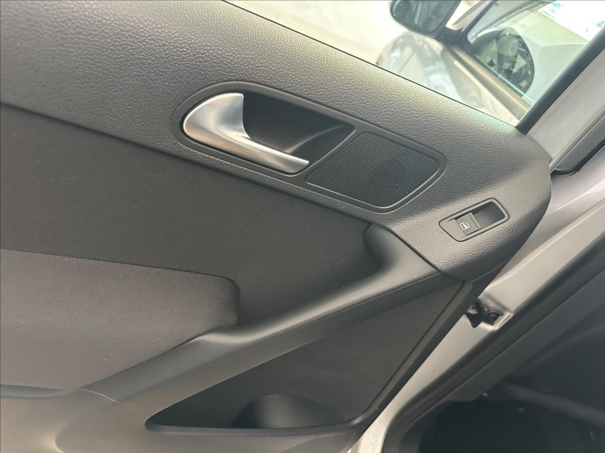 Volkswagen Tiguan SUV / Terénní 2,0 l 103 kw